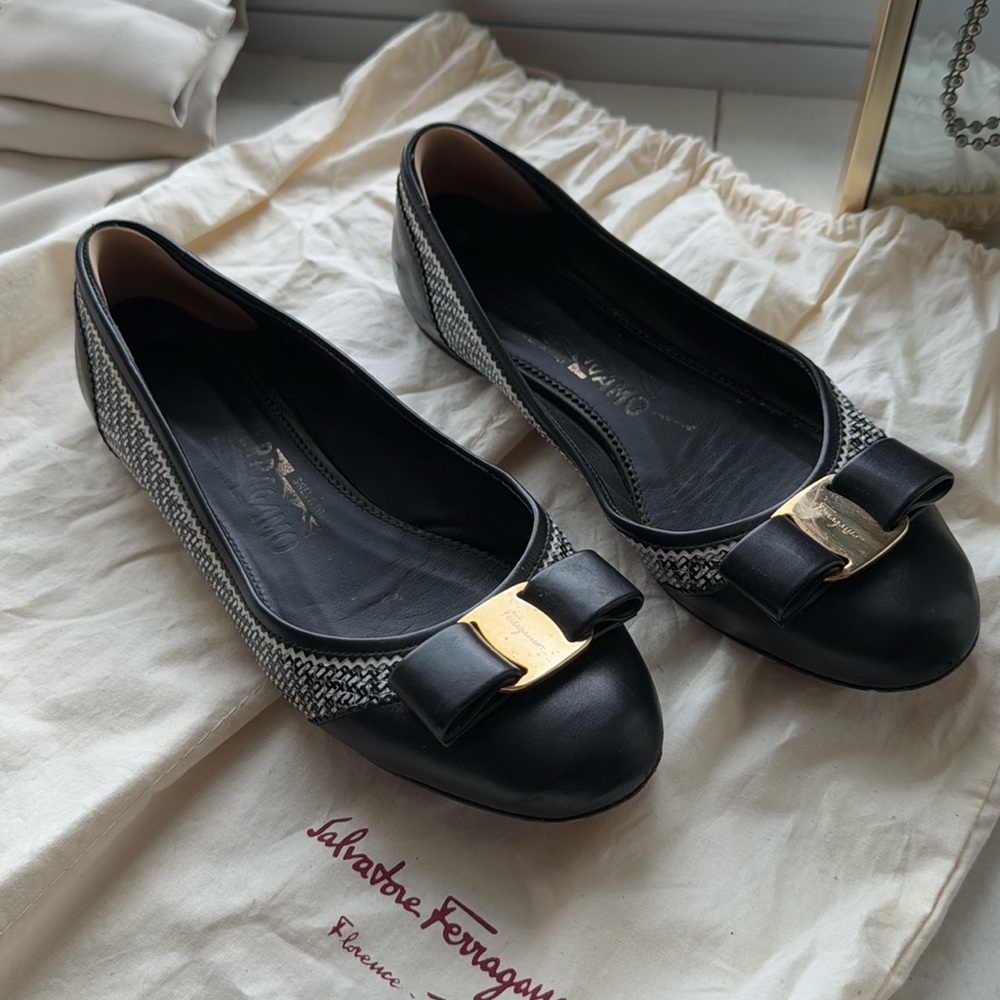 Slavatore Ferragamo Ballet Flats